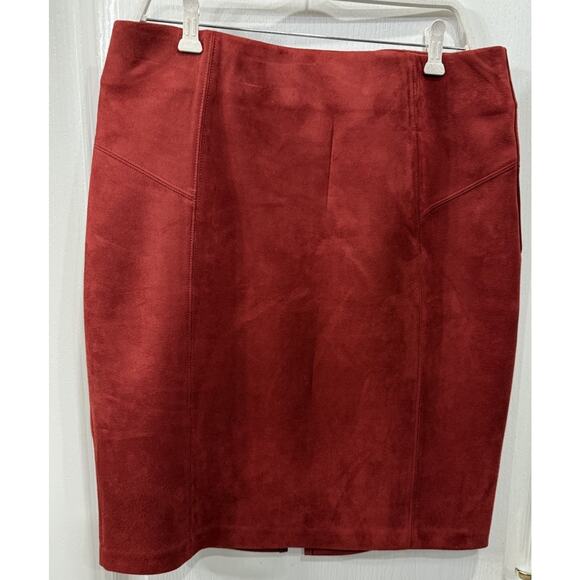 Andrew Marc New York Women’s Large Faux Suede Seamed Pencil Stretch Skirt Rust - Picture 2 of 10